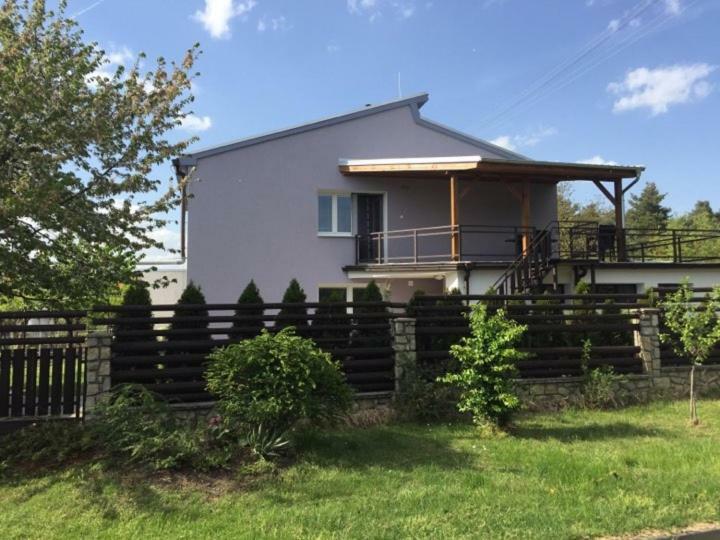Relax U Lesa Daire Ratiskovice Dış mekan fotoğraf